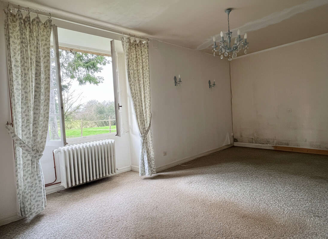 Maison à CHATEAU-GONTIER