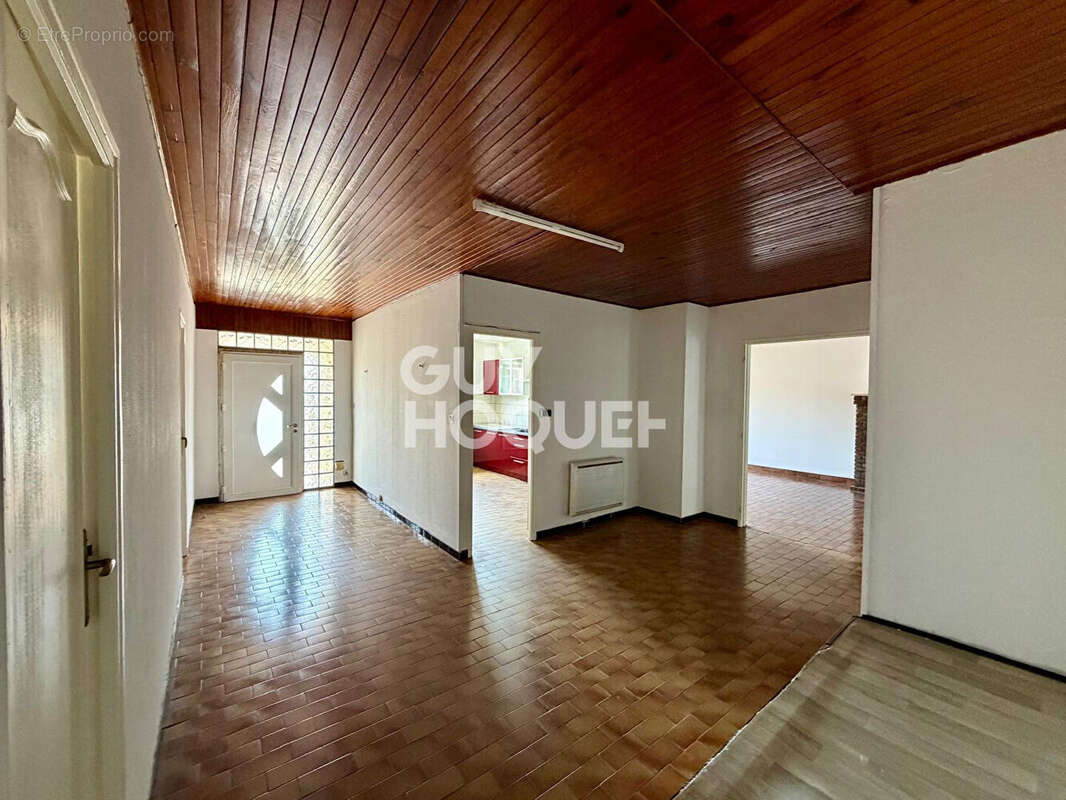 Ensemble immobilier 2 logements. Potentiel locatif. Garage - photo 3