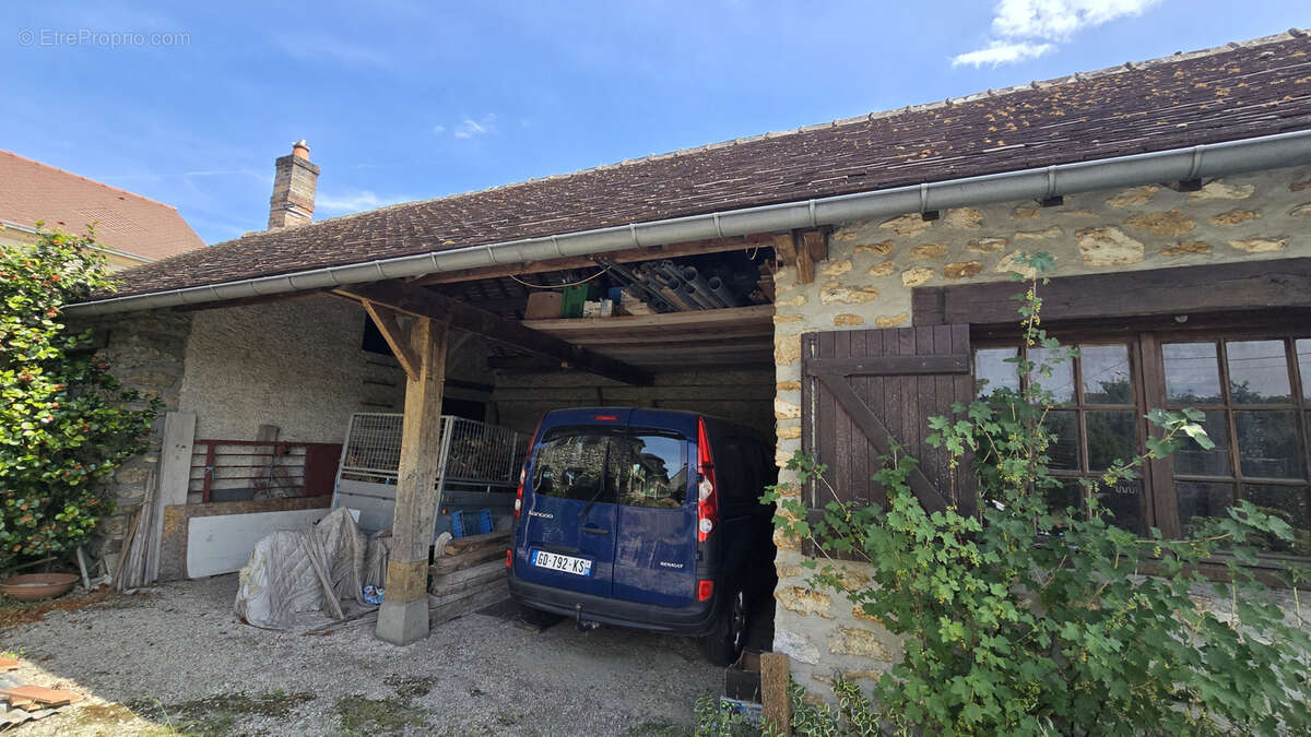 Maison à BONNELLES