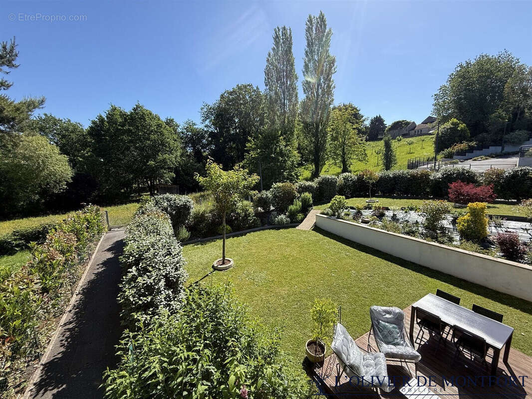 Maison à MONTFORT-L'AMAURY
