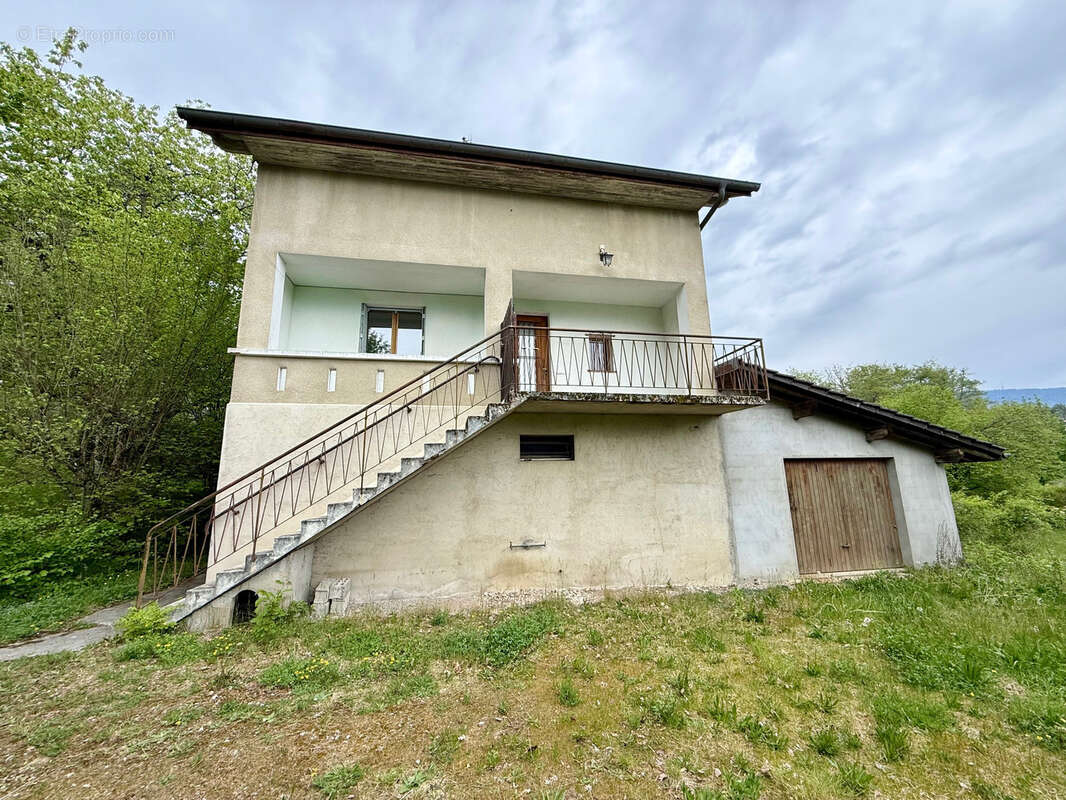 Maison à DIVONNE-LES-BAINS