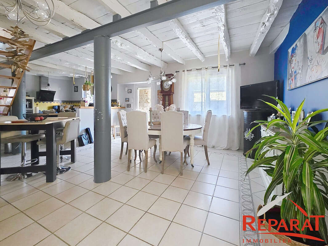 Maison 128 m² à Pazayac  - photo 7