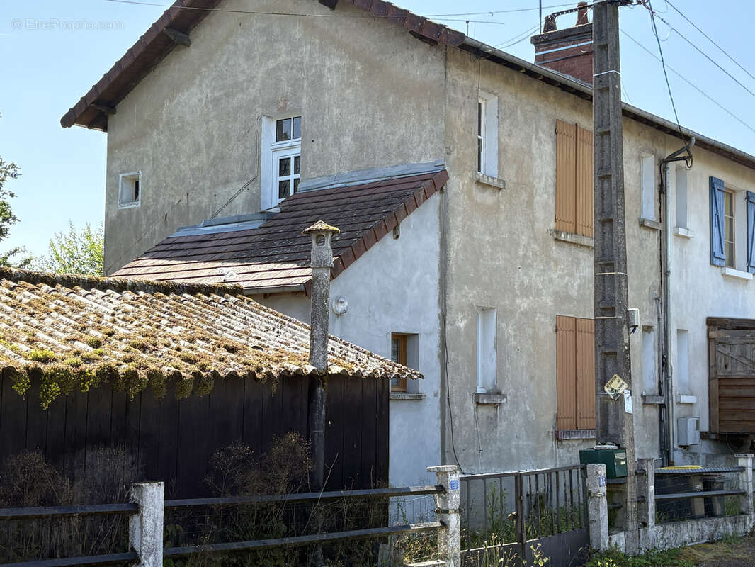 Appartement à LA MACHINE