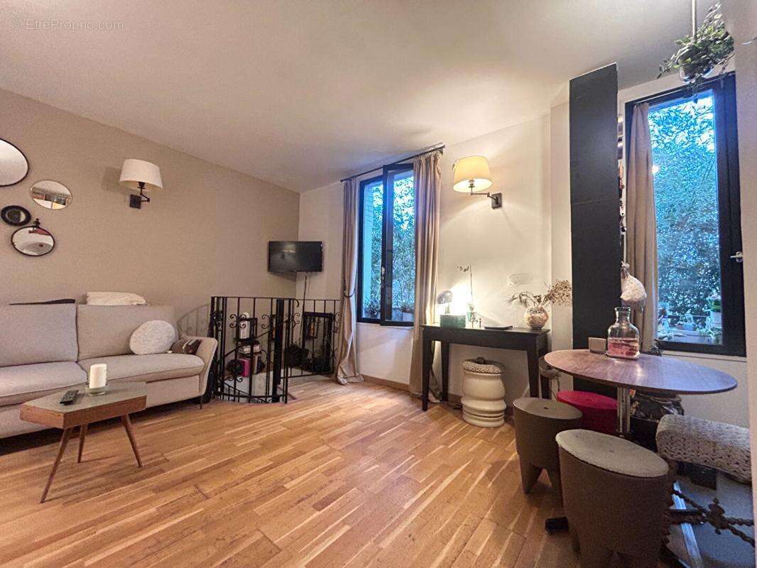 Appartement à NOGENT-SUR-MARNE