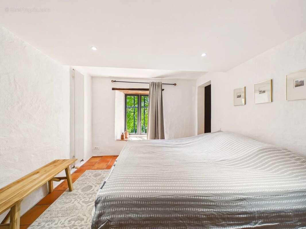Superbe propriété de cinq chambres et maison d'amis - photo 18