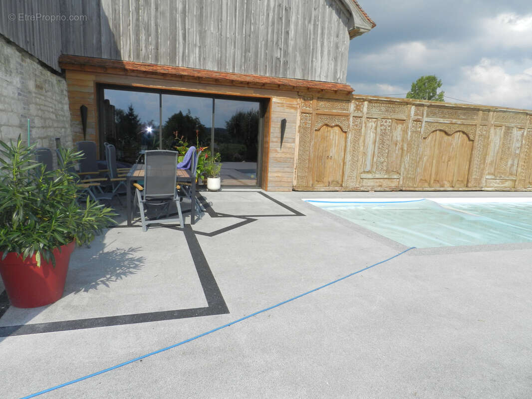 Maison à LAUBRESSEL