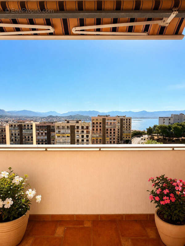 Appartement 91 m² à Ajaccio  - photo 2