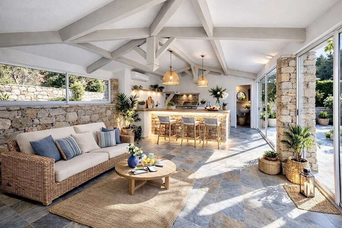 Maison à MOUGINS