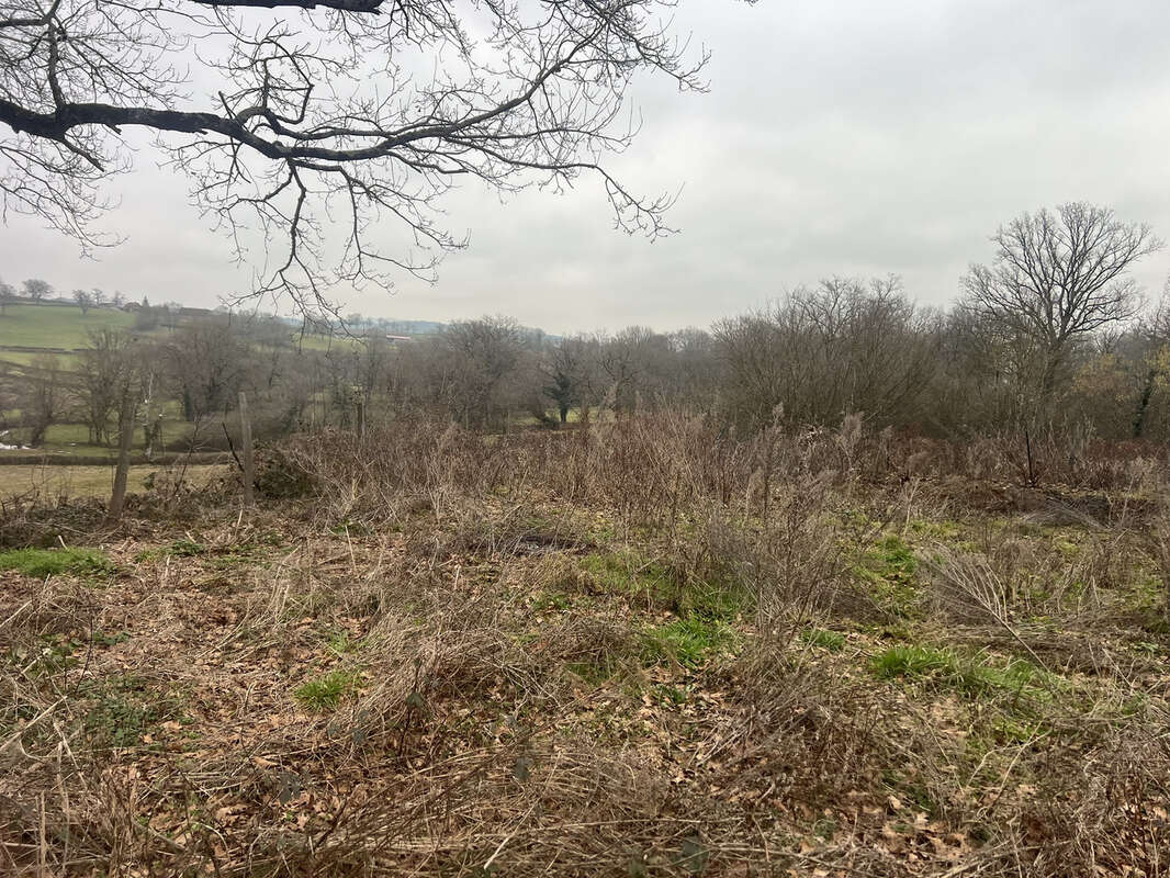 Maison à MARCILLY-LA-GUEURCE