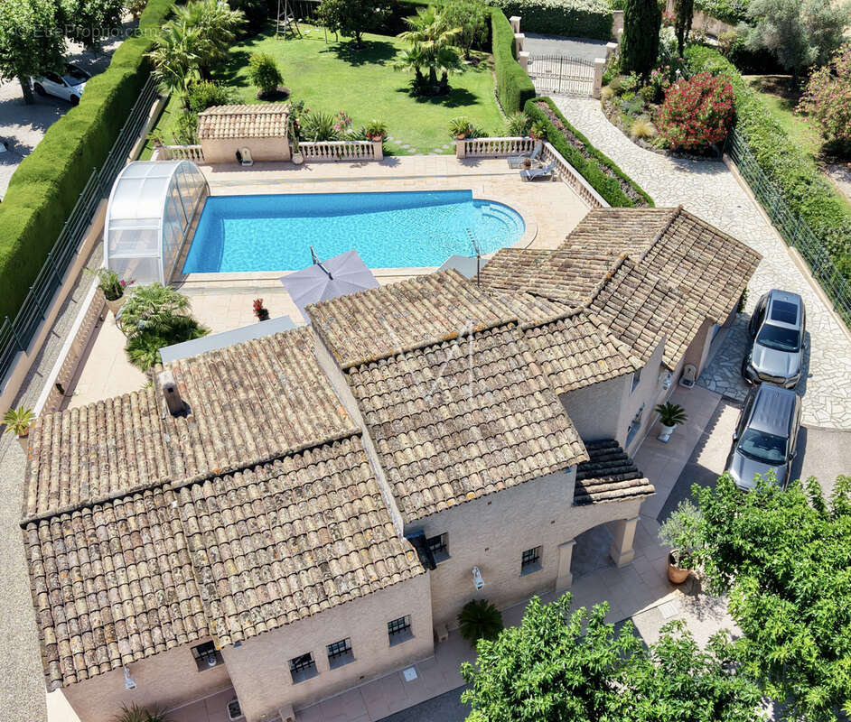 Maison à PLAN-DE-LA-TOUR