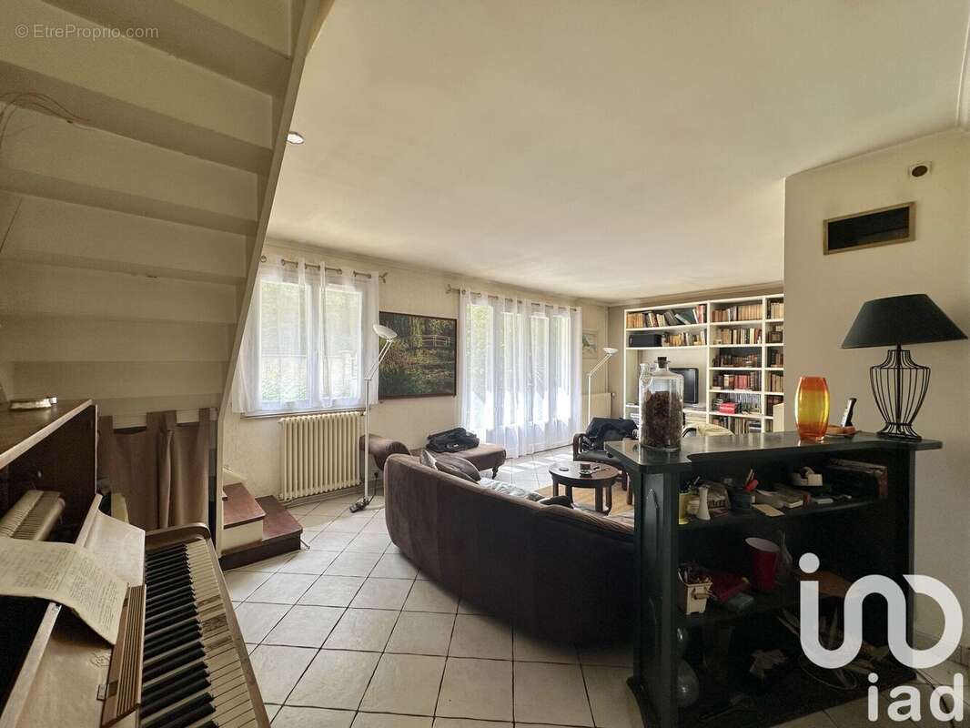 Photo 7 - Maison à THIERS-SUR-THEVE