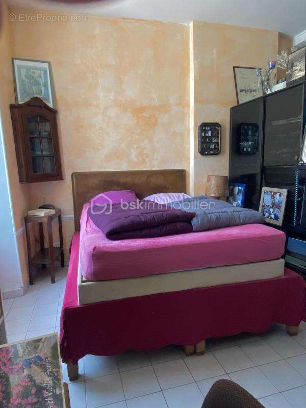 Maison à VILLENEUVE-SUR-YONNE