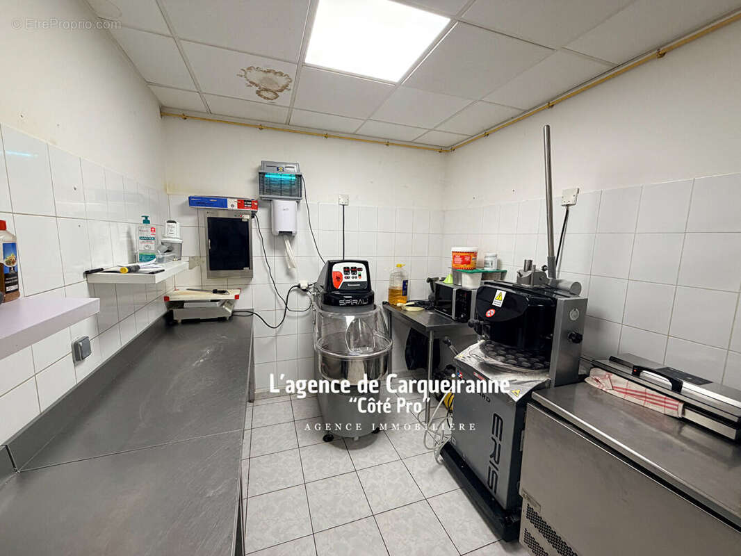 A vendre fonds de commerce concept burger maison idealement situe sur un axe principal (route des plages) a la londe les maures - photo 15