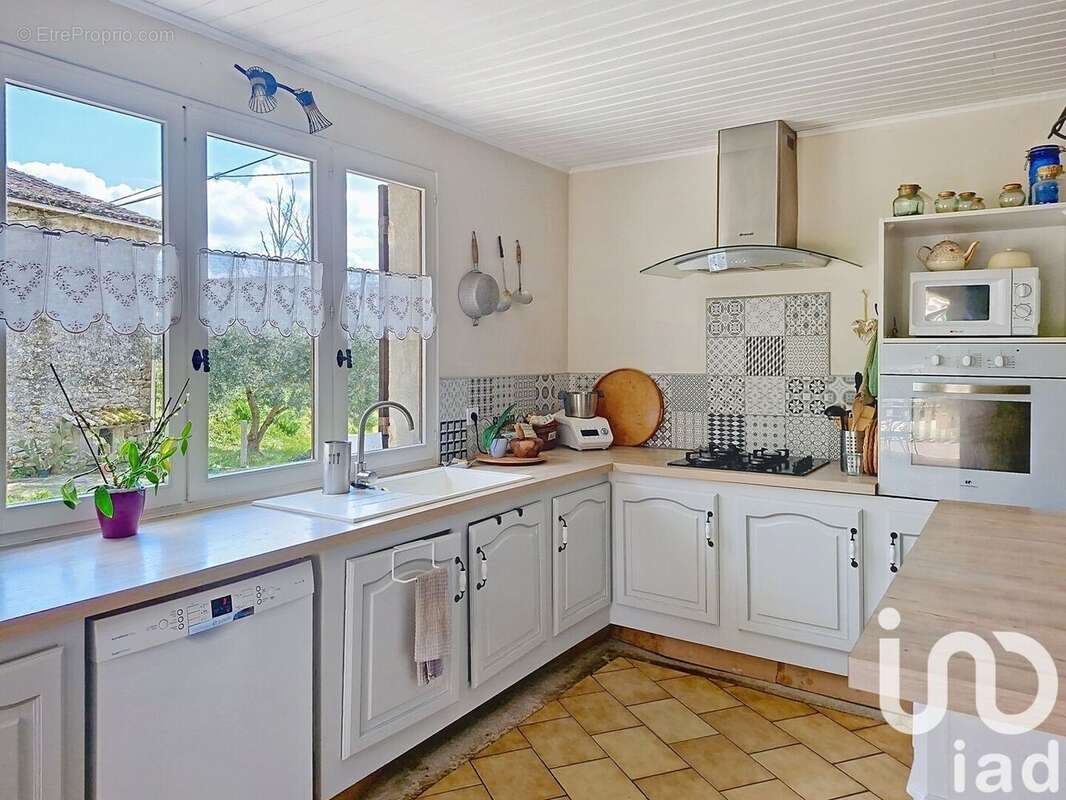 Photo 6 - Maison à GENSAC