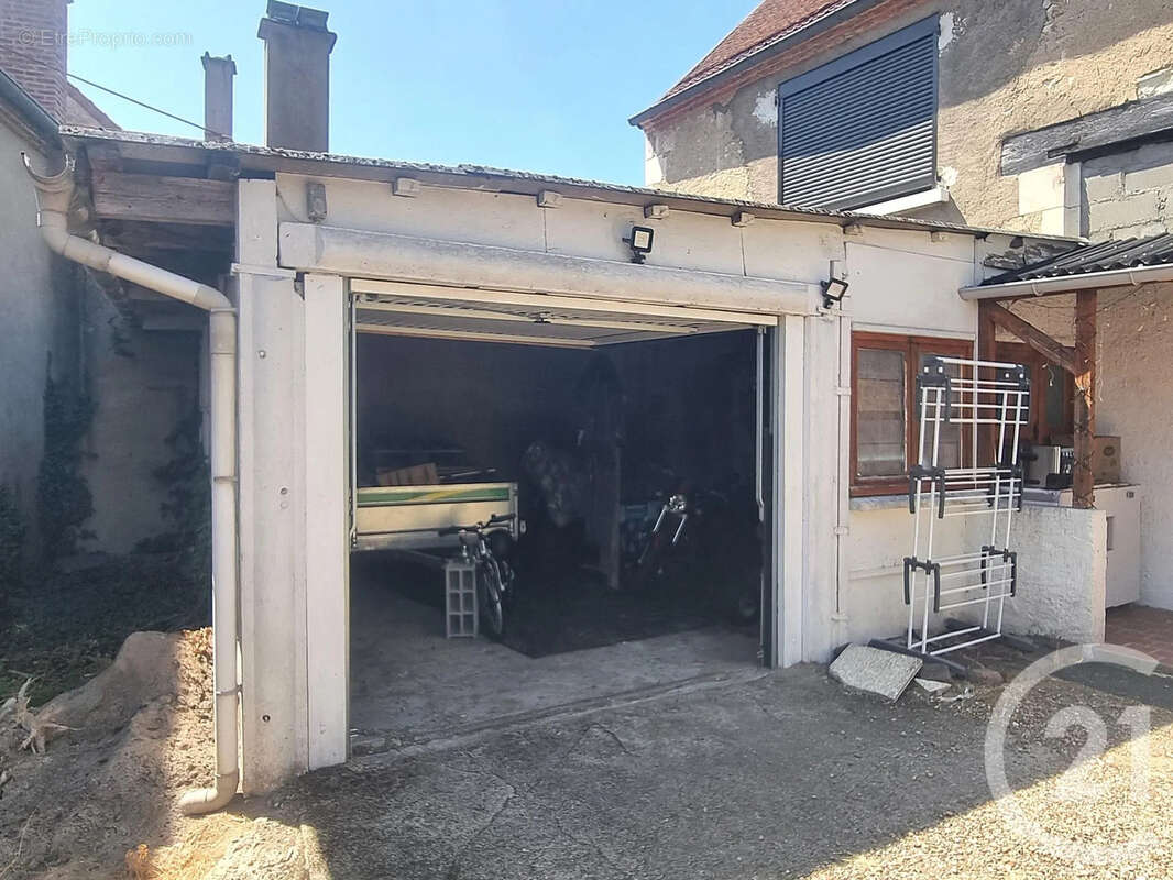 Maison 7 pièces 135 m² à vendre à La Celle-Sur-Loire (58440) - photo 16