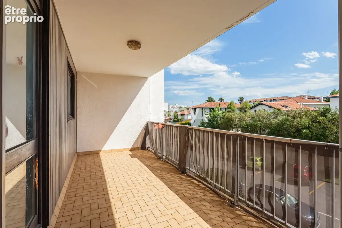 Exclusivite - anglet quartier hardoy -t4 avec terrasse - parking et cave - photo 6