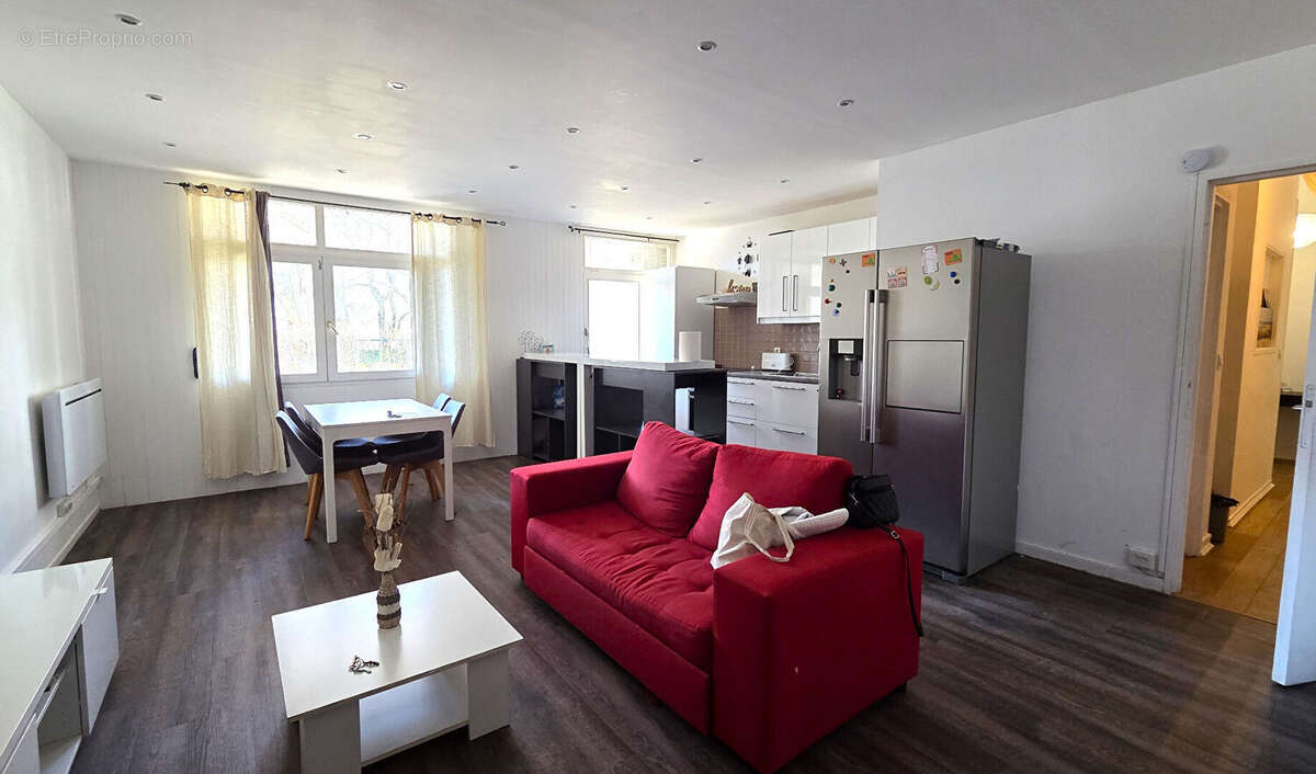 Appartement à HOUILLES