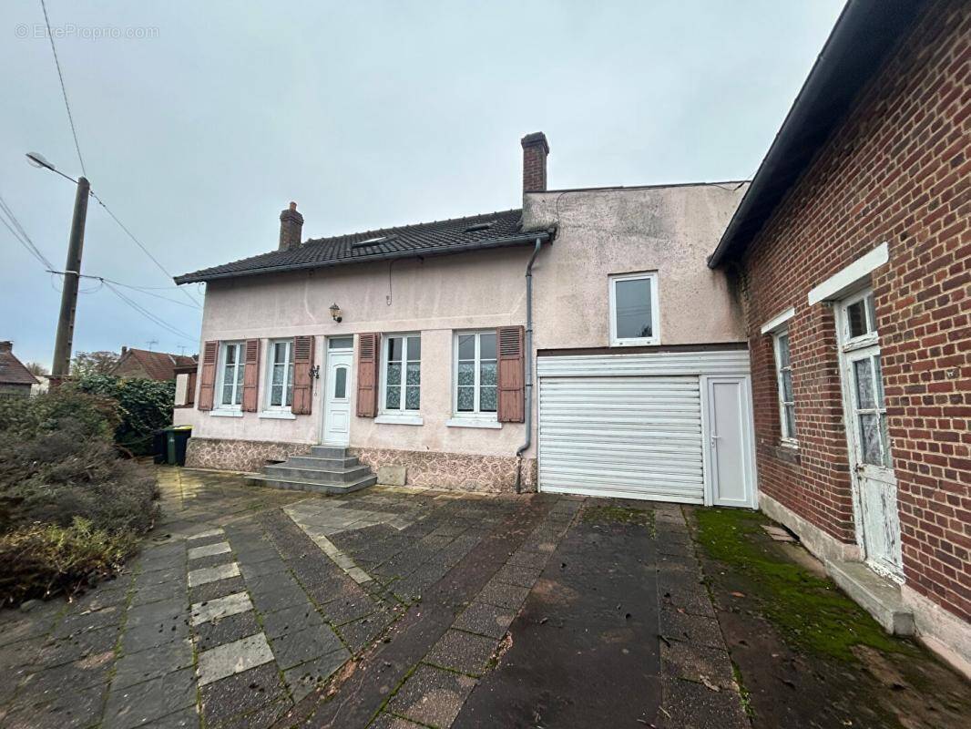 Maison à CHAUNY