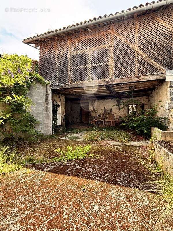 Maison à SALIES-DU-SALAT