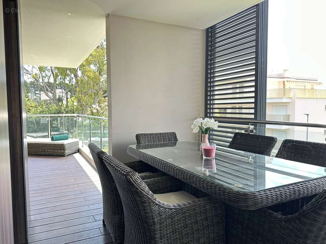 VENDU - CAP D'ANTIBES - Appartement avec vue mer dans résidence d'exception - photo 27