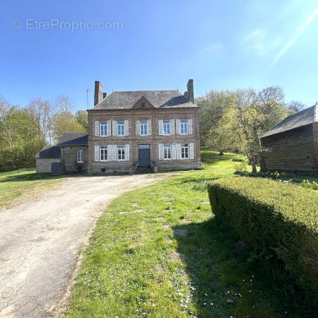 1 n°1 - Maison à HORNOY-LE-BOURG