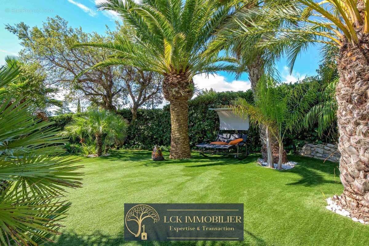 Maison à FREJUS