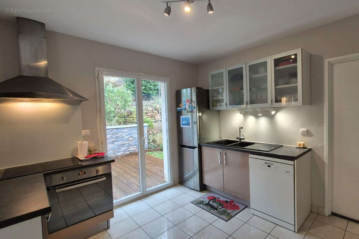 Maison à LE BOIS-D'OINGT