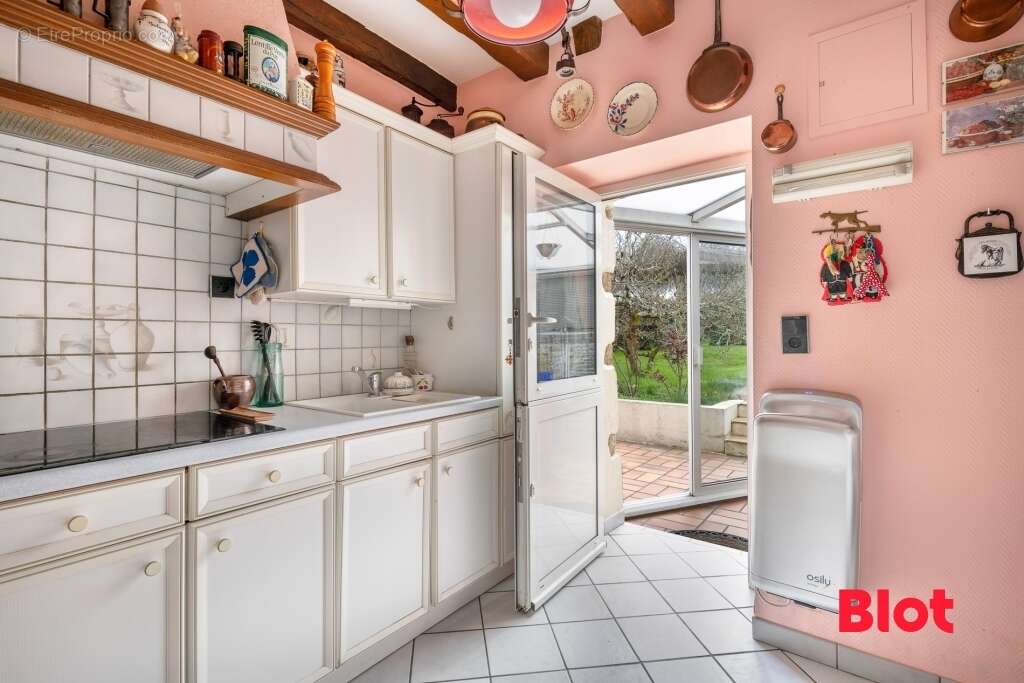 Maison à SAINT-LYPHARD