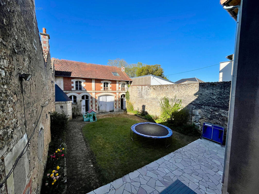 Maison à COUHE