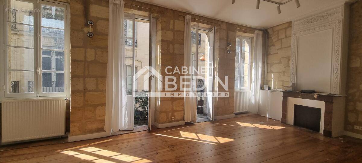 Appartement à BORDEAUX