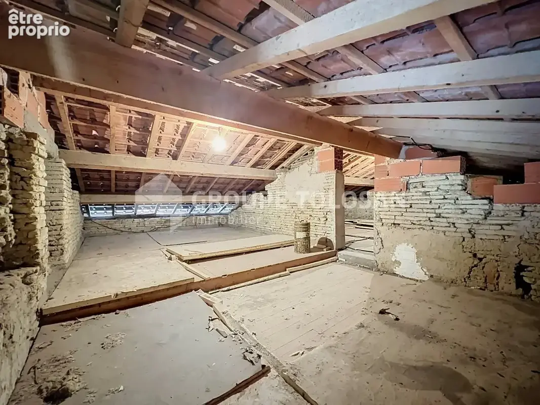 EXCLUSIVITE - T4 de 110 m2 avec garage et combles 55 m2 sur un terrain de 774 m2 - photo 8