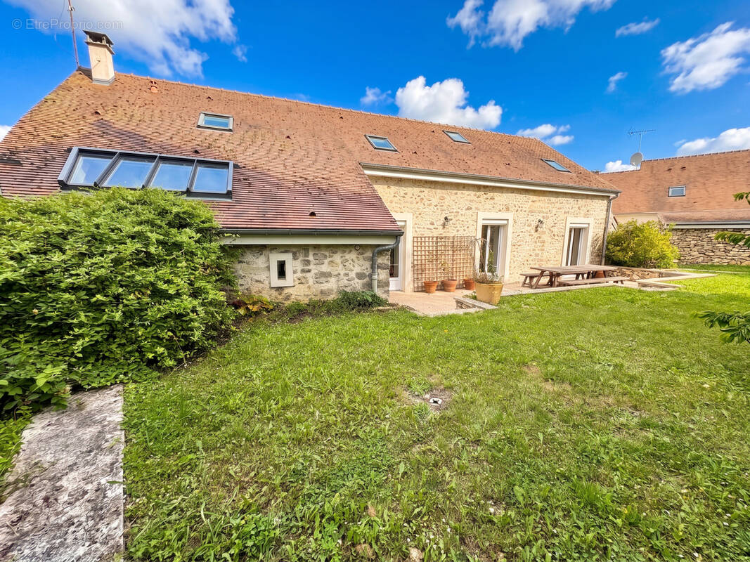 Maison à CELY