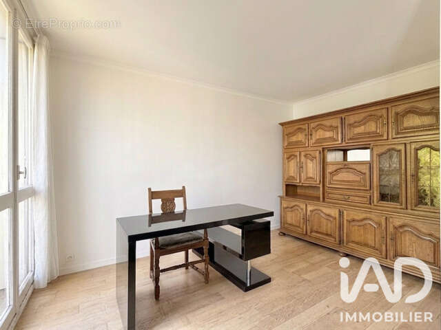 Appartement 98 m² à Chilly-Mazarin  - photo 7