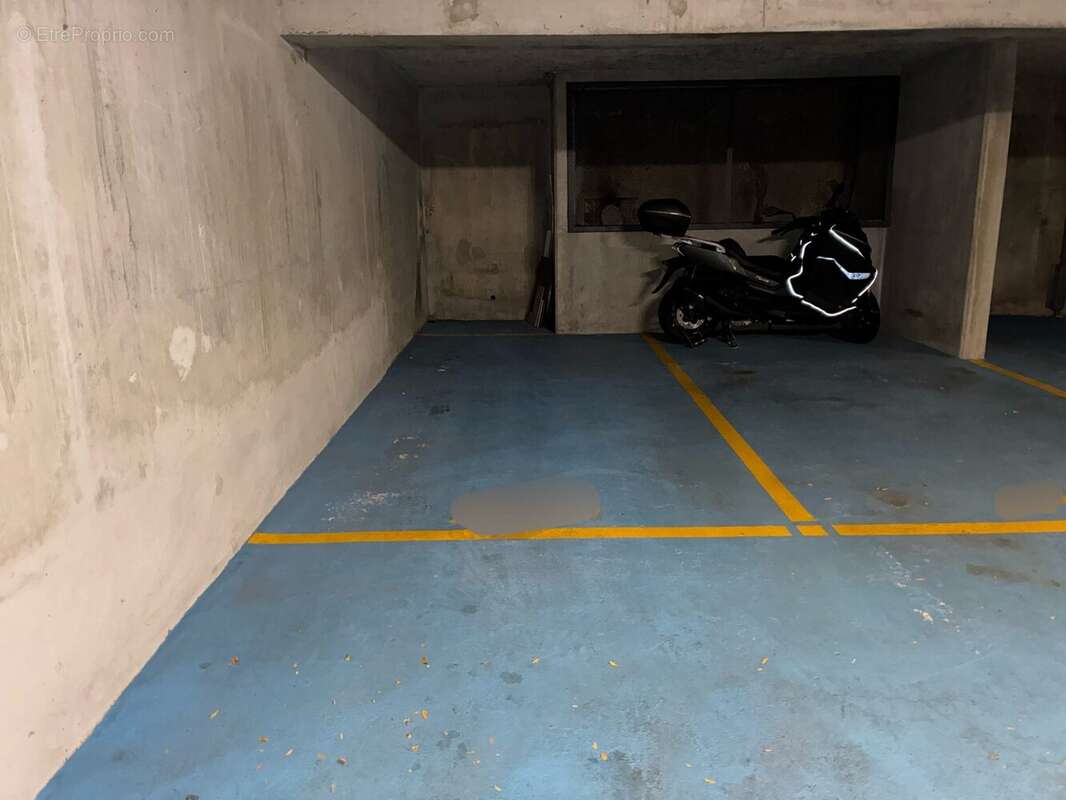 Parking à MEUDON