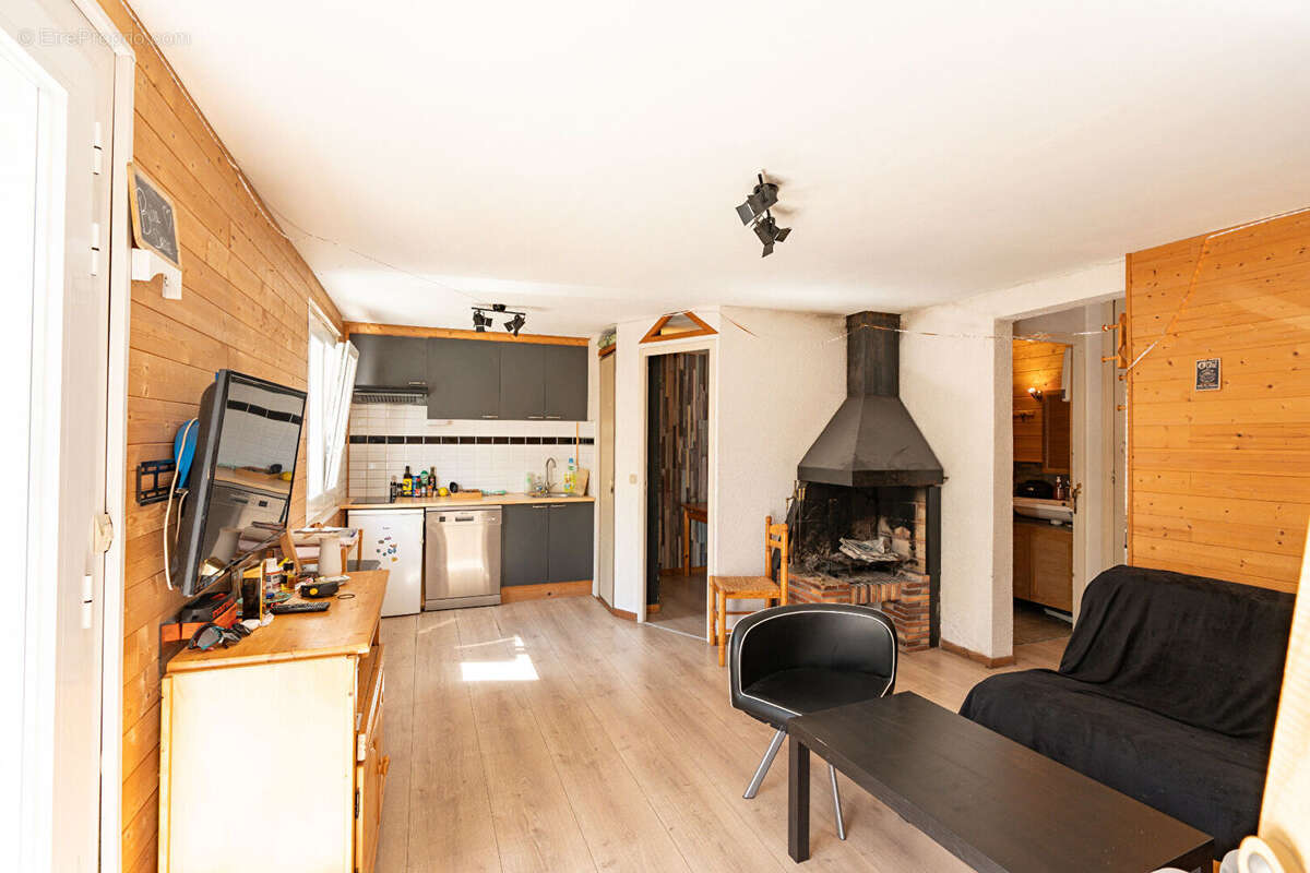 Appartement à FONT-ROMEU-ODEILLO-VIA