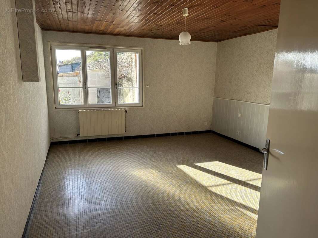 Maison à GENCAY