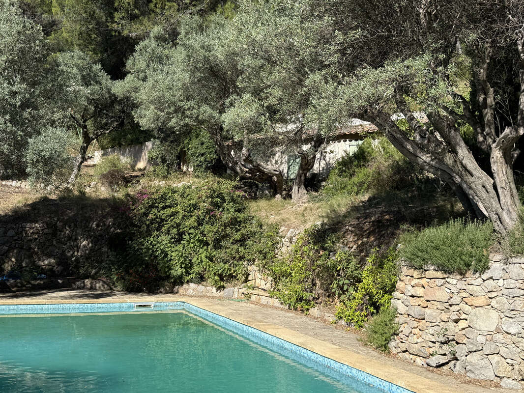 Maison à LA VALETTE-DU-VAR