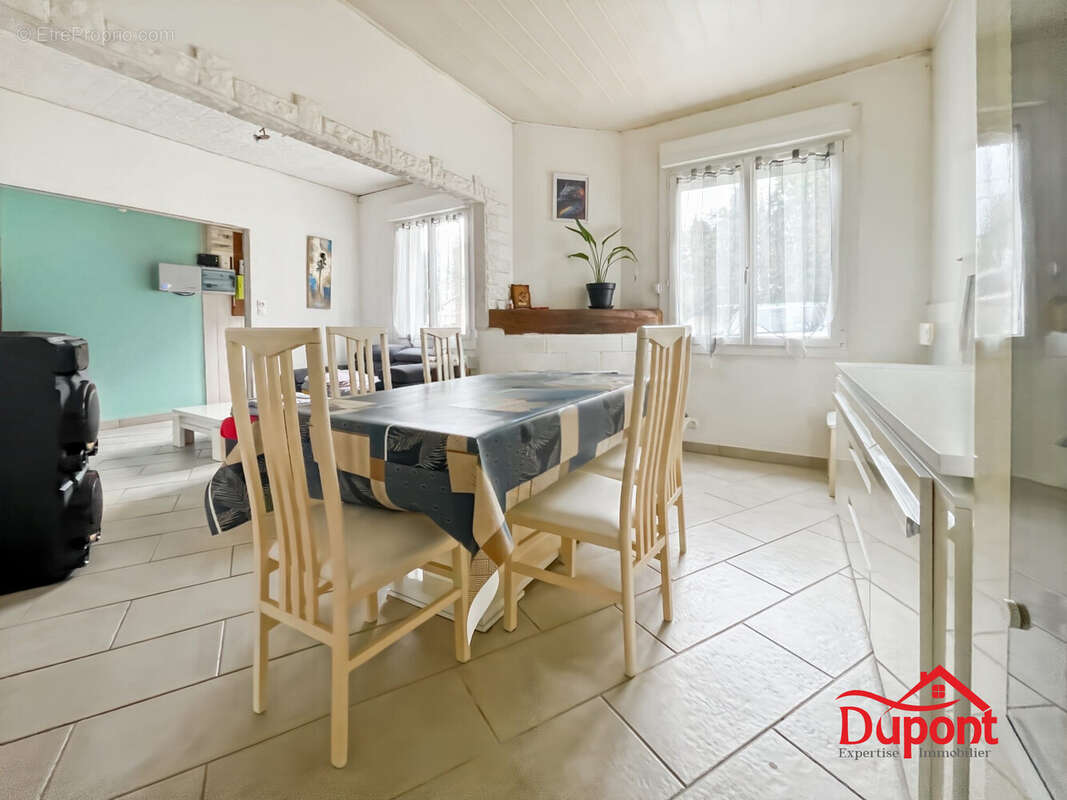 Maison à SAINT-QUENTIN