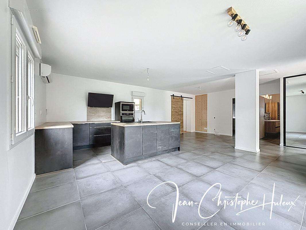 Maison à MARGUERITTES