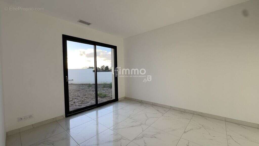 Maison à CAMPLONG-D&#039;AUDE