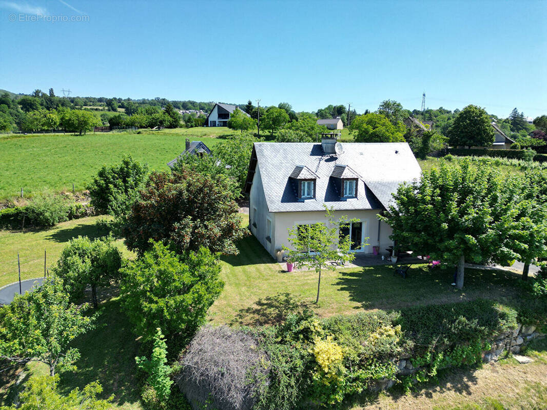 Maison à CASTELNAU-DE-MANDAILLES