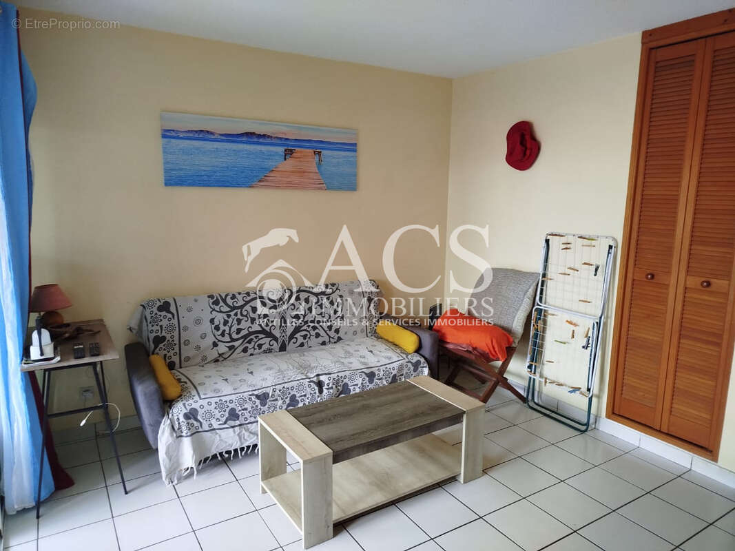 Appartement F2 meublé en rez-de-jardin, proximité plage, Anse Mitan - TROIS-ILETS - photo 4