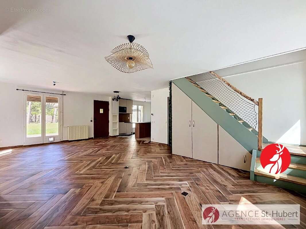 Maison à ARBONNE-LA-FORET
