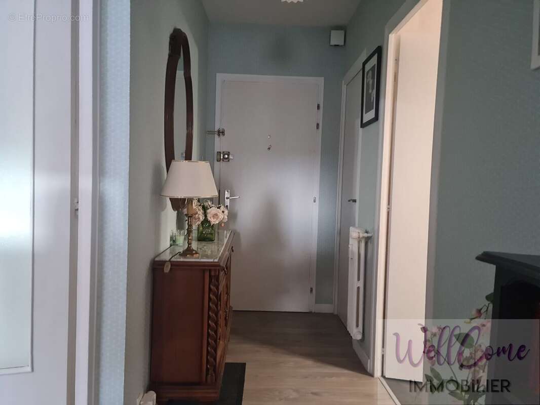 Appartement à AMBILLY