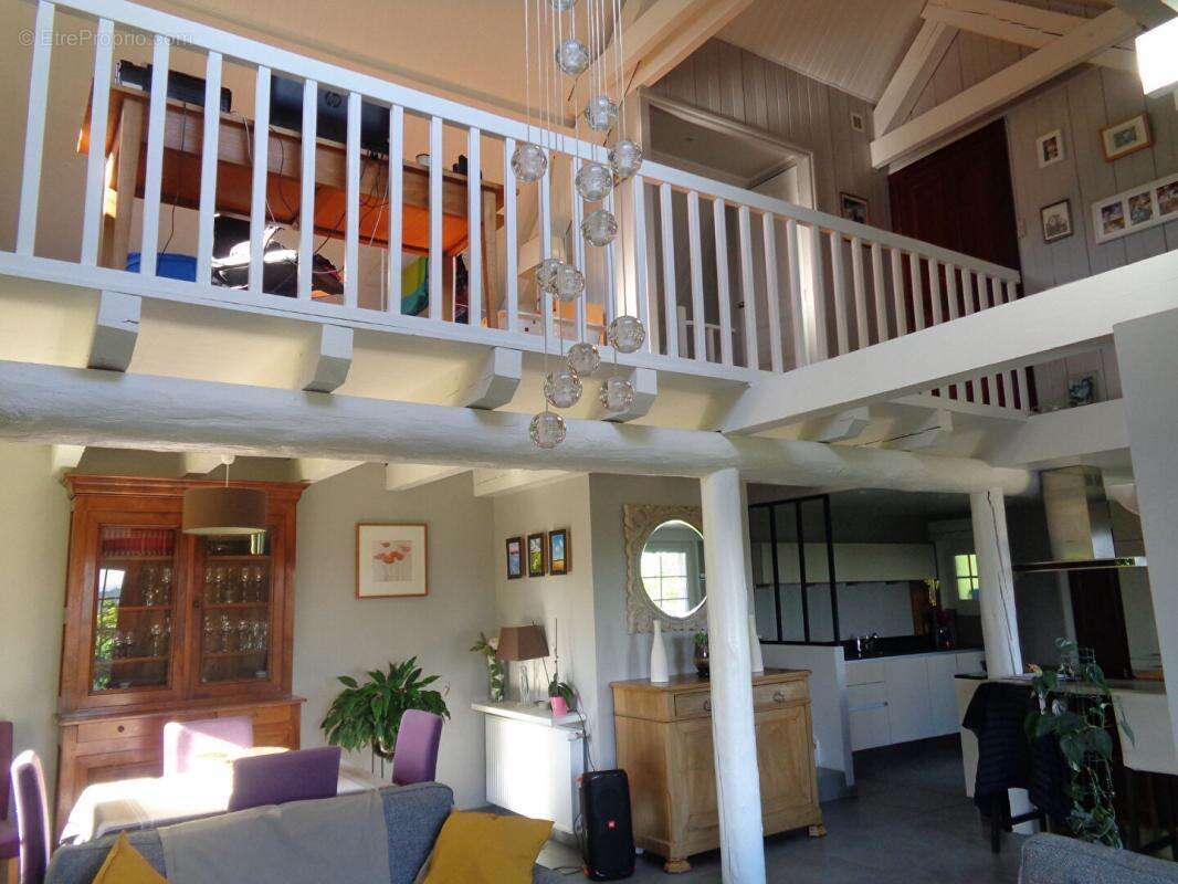 Maison à LE PERTUIS