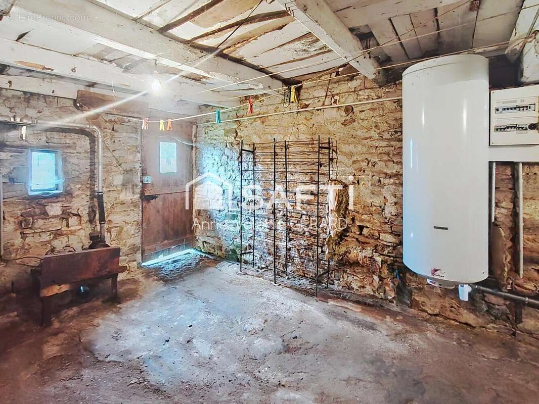 Photo 9 - Maison à FOUGEROLLES-DU-PLESSIS