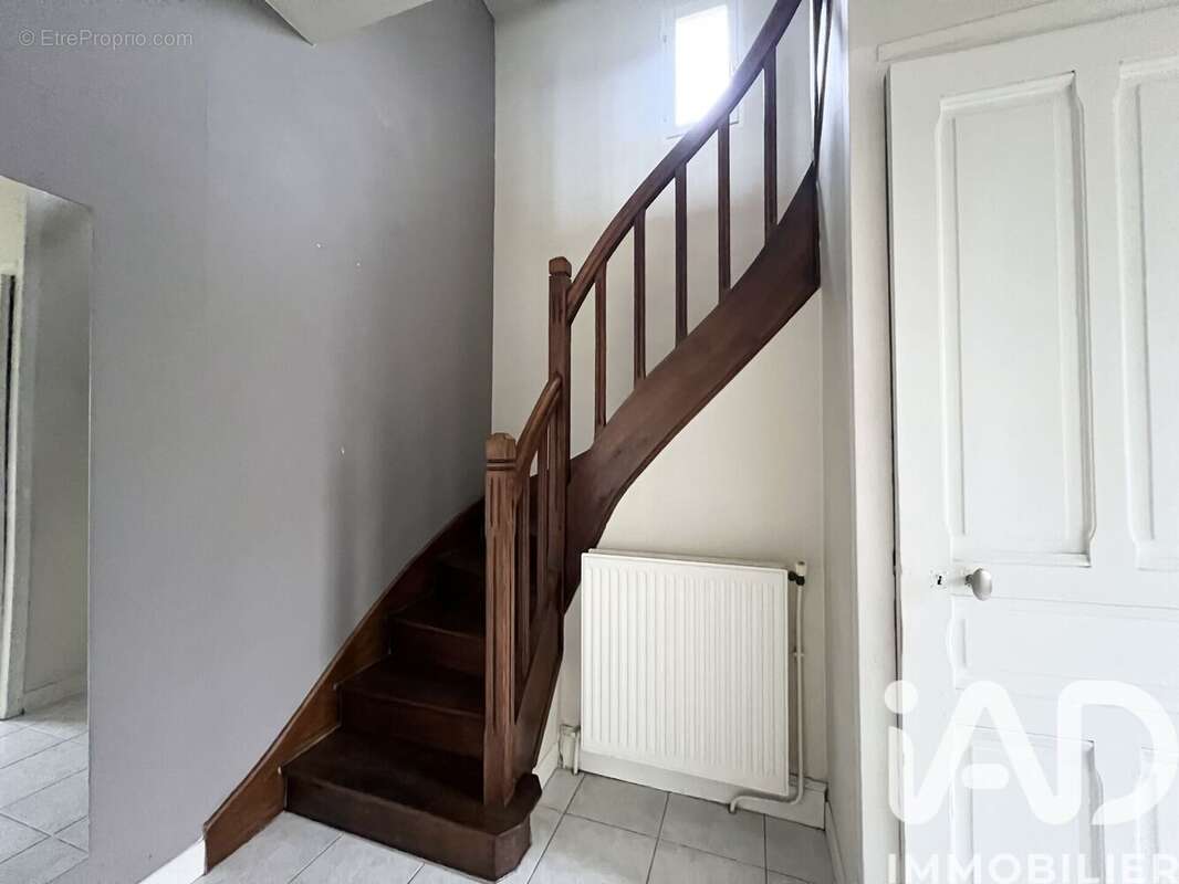 Photo 7 - Maison à LA CHAPELLE-SAINT-LUC