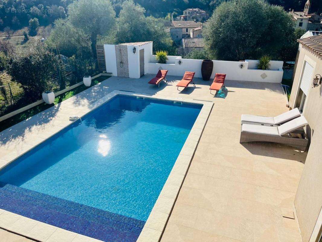 URGENT! Villa 9/10 pièces de 250m² sur terrain de 1250m² avec piscine à vendre / Céret 66400-66490 Vivès _ Saint-Jean-Pla-de-Cor - photo 19