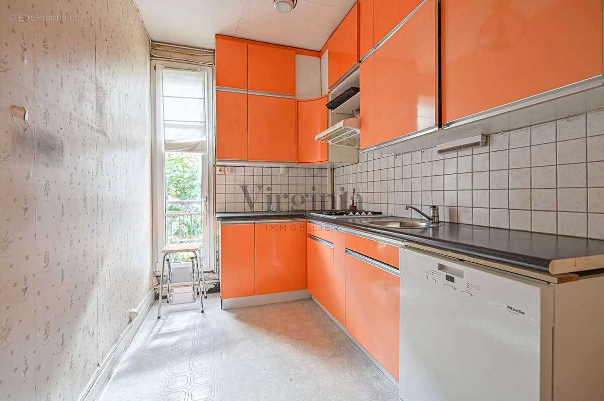 Appartement à CHARENTON-LE-PONT