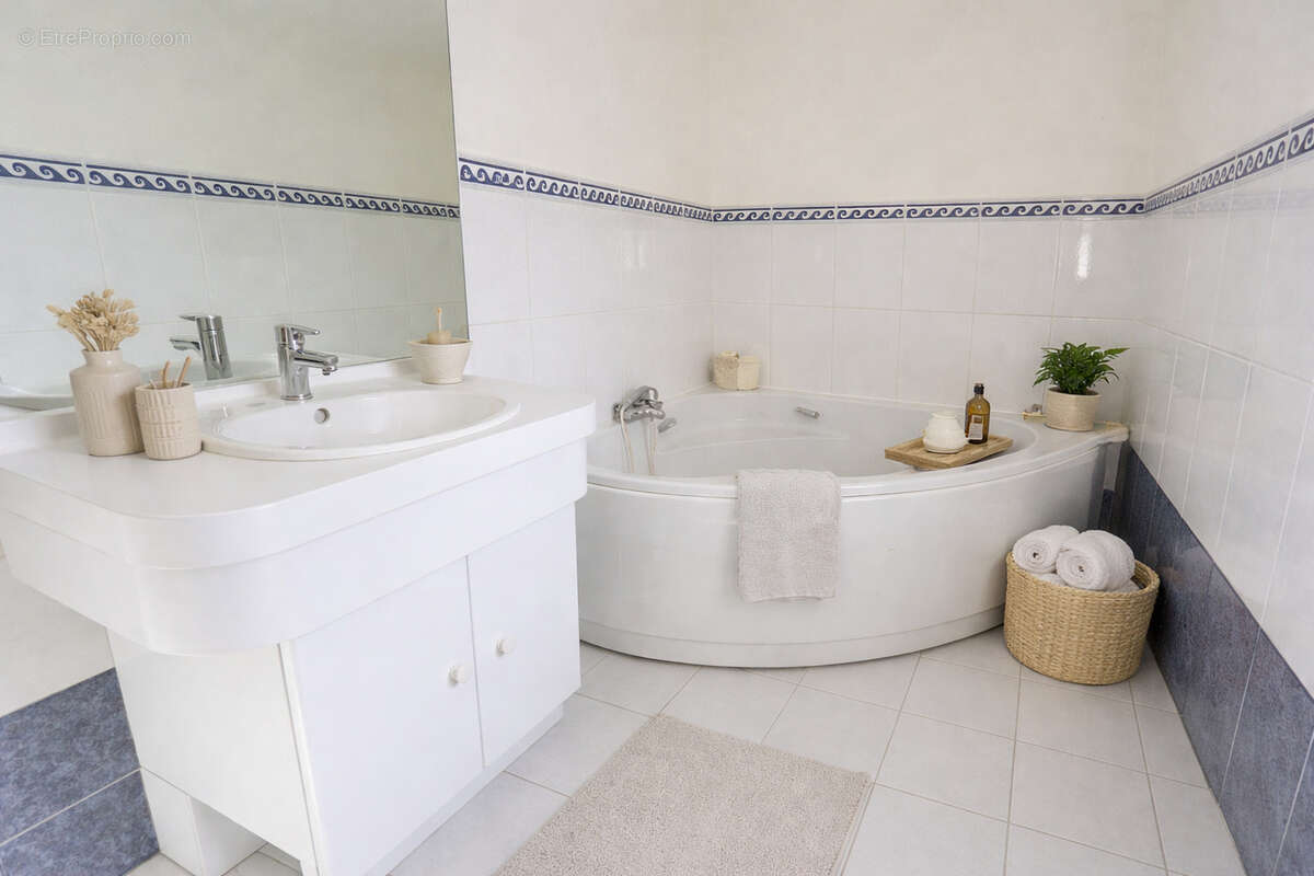 Appartement à AIX-LES-BAINS